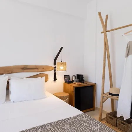 מלון דירות Acoya Residences 3*
