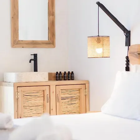 Acoya Residences מלון דירות Alikí